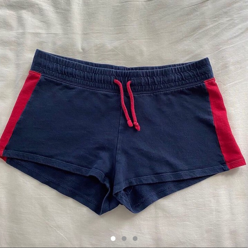 ✨BLUE AND RED JERSEY H&M SHORTS✨